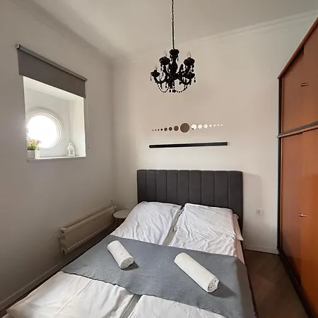 Alkotmány Corner Apartman