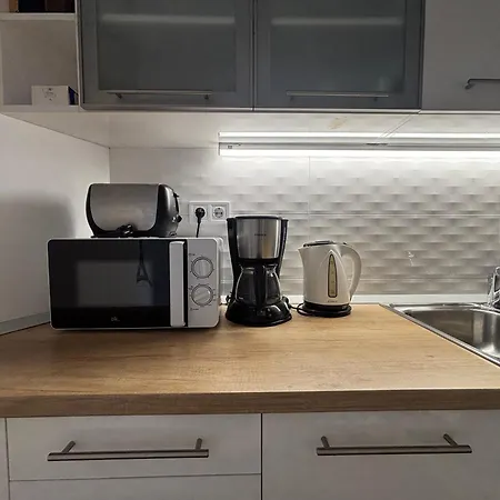 アパート Art-deco ペーチ