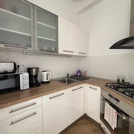 Apartman Alkotmány Corner