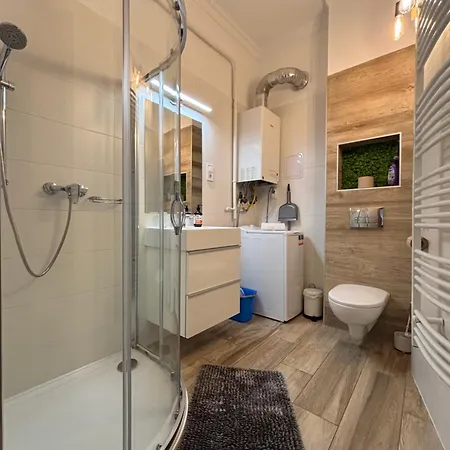Alkotmány Corner Apartman *